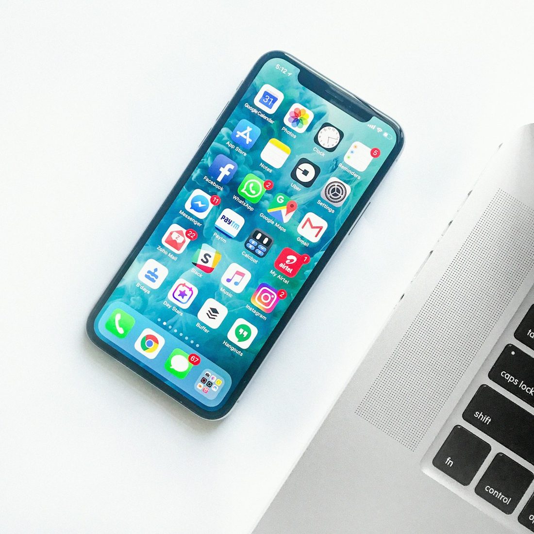 BOB官网 APP 赛程与赛事列表界面示意